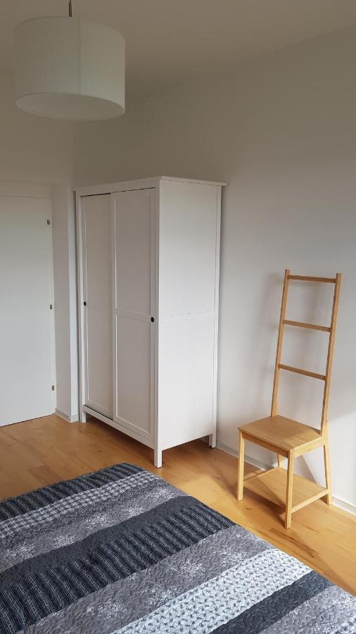 Blick Ueber Krems Mit Gartenpavillon Екстериор снимка
